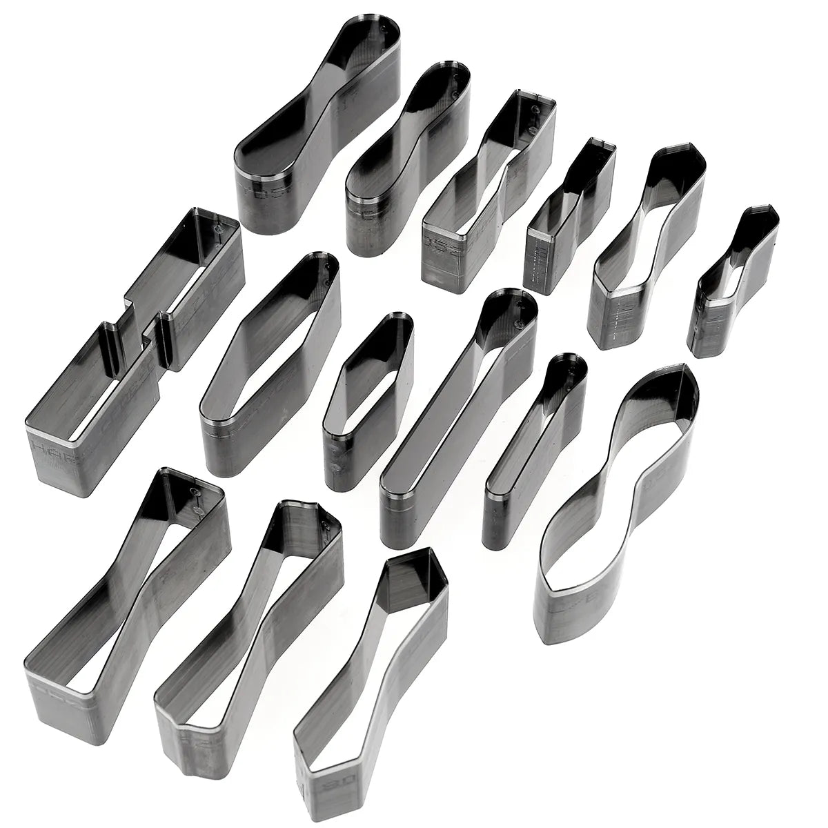 Outils Ivan, lot de 15 emporte-pièces à formes variées pour frapper ou presser, en métal, pour travaux créatifs.