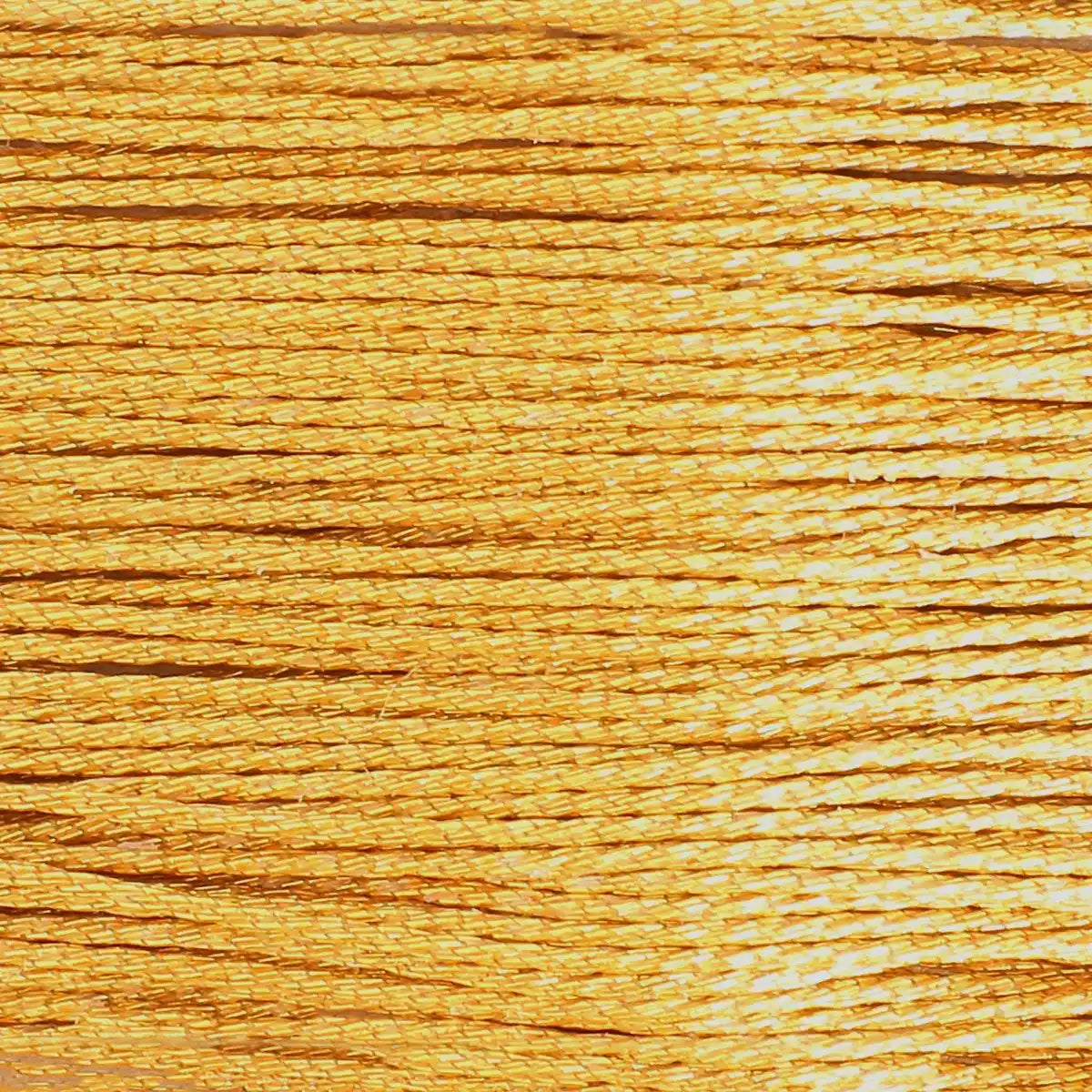 Fil polyester ciré et tressé doré métallisé. Fil brillant couleur or pour couture à la main