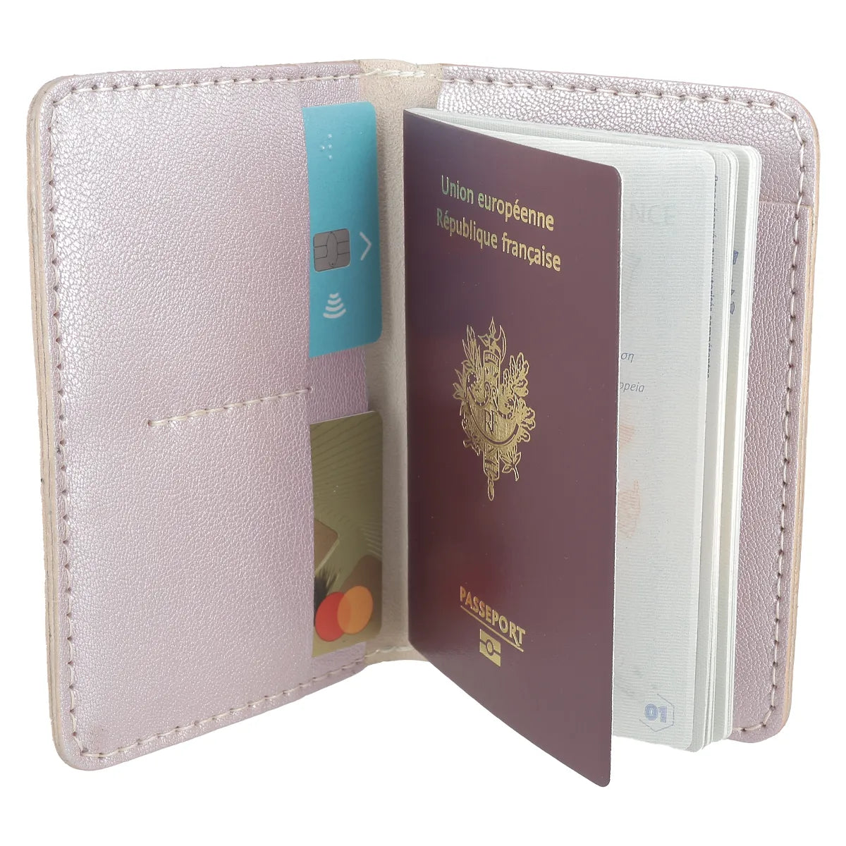 Porte passeport rose nacré en cuir grain fin