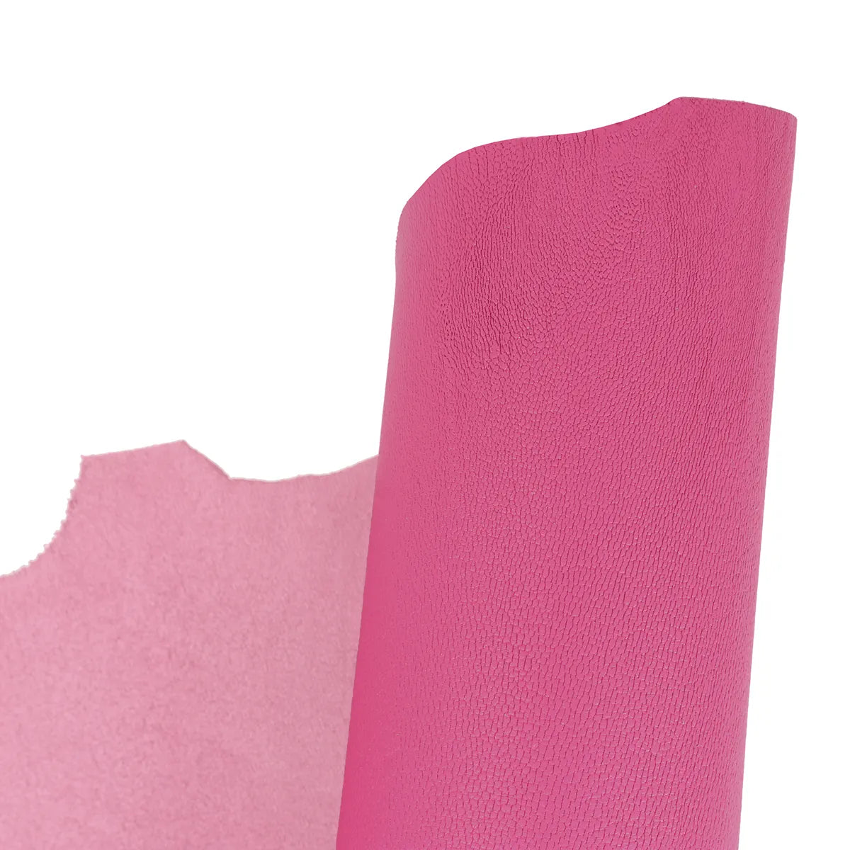 Peau de cuir de chèvre grainé rose N22, tissu souple avec texture fine, idéal pour la maroquinerie ou la décoration.
