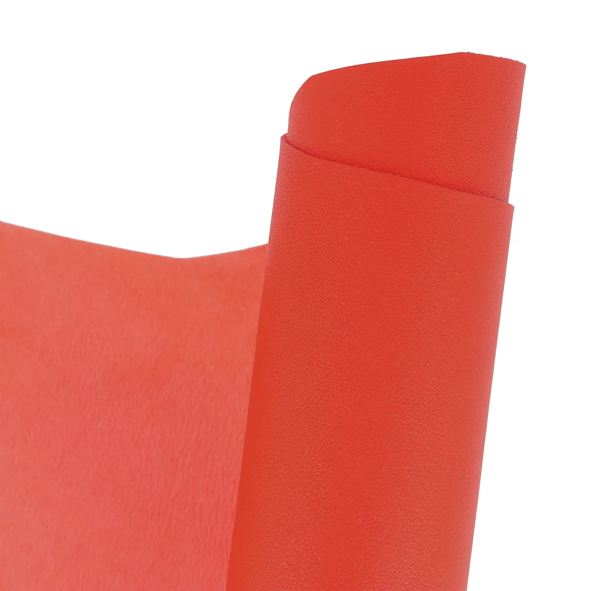 Cuir de chèvre grainé rouge. Cuir pour la maroquinerie, accessoire, décoration