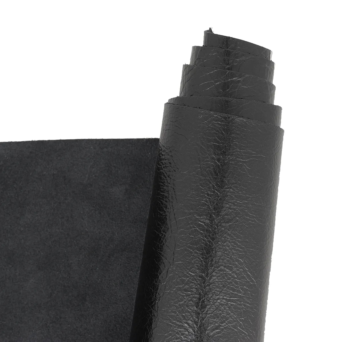 Cuir de vachette noir façon vieilli crispé. Cuir noir original pour des créations uniques et modernes