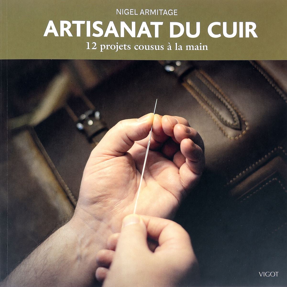 DA050-Livre-artisanat-du-cuir-12-projets-cousus-a-la-main-Nigel-Armitage-1-.jpg