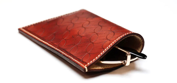 DIY étui à lunette géométrique en cuir