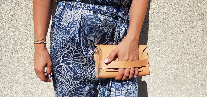 tutoriel gratuit pochette en cuir