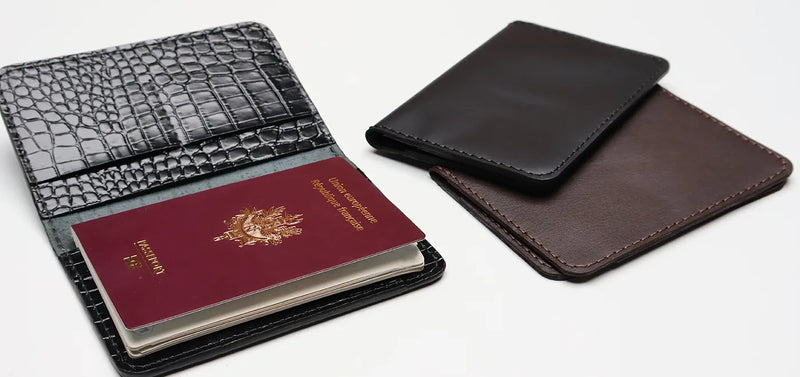 Tutoriel porte-passeport en cuir - couture à trous