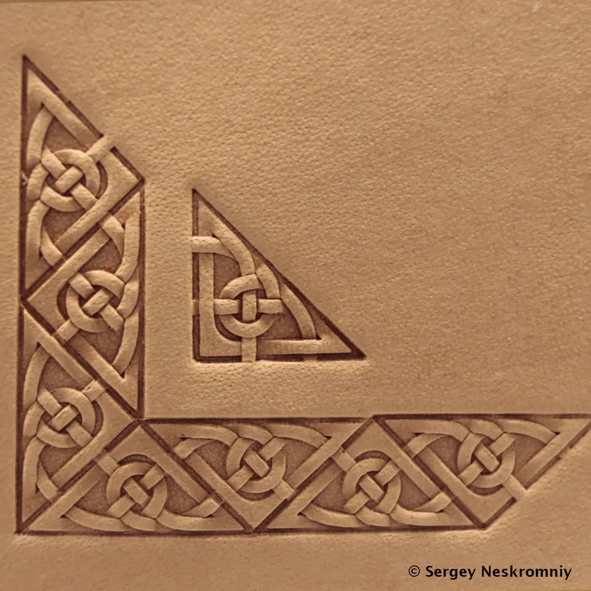 Tampon cuir Sergey Neskromniy n° 257 - Bordure celtique