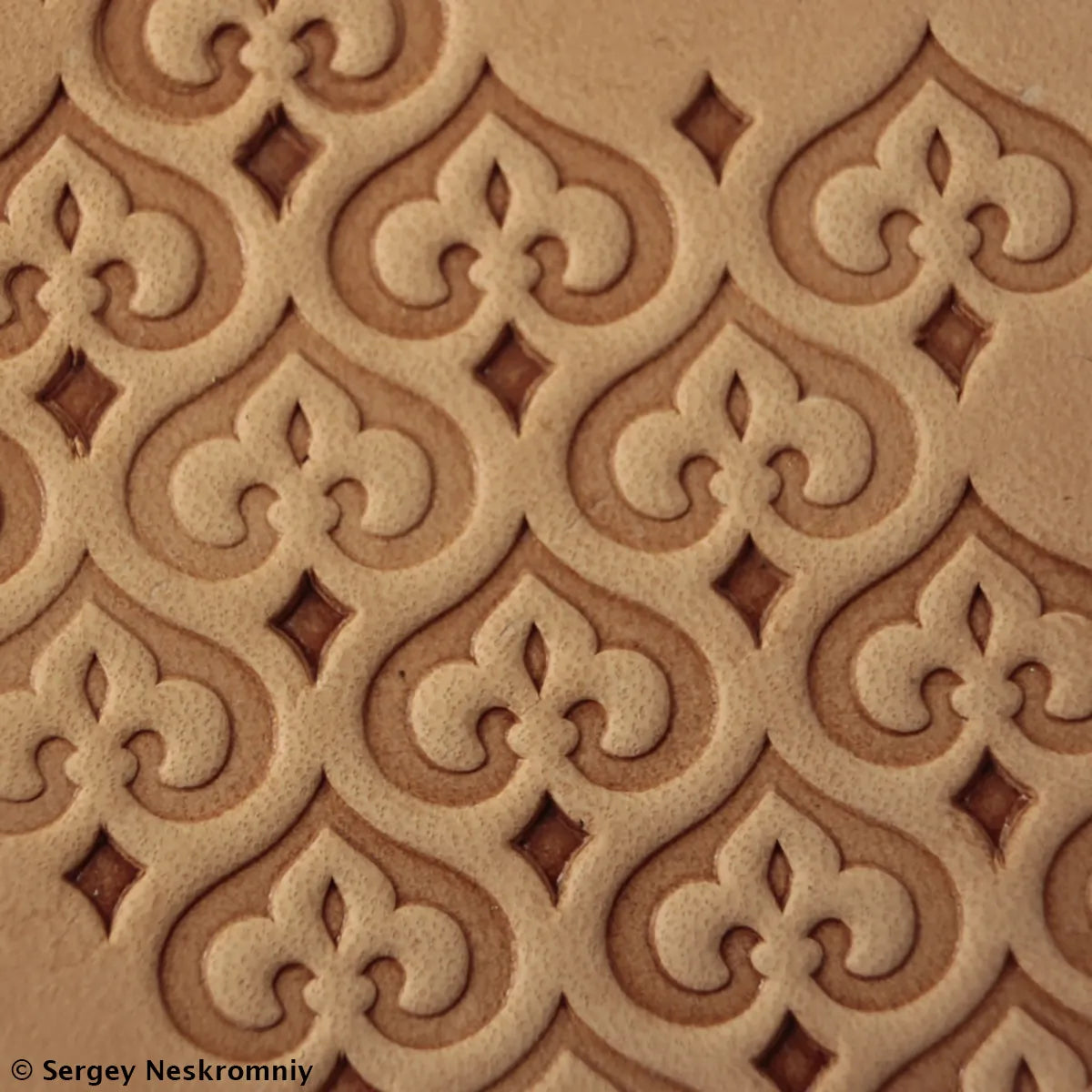 timbre cuir géométrique Sergey Neskromniy n° 324