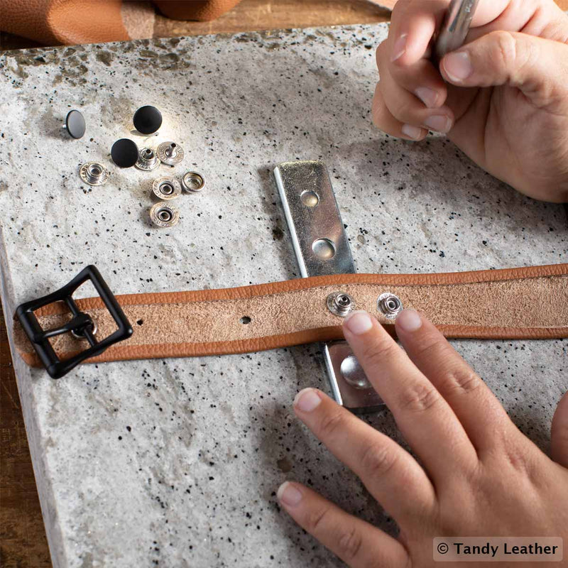 Jeu d'outils de pose pour boutons pressions et rivets - Tandy Leather 8105-00