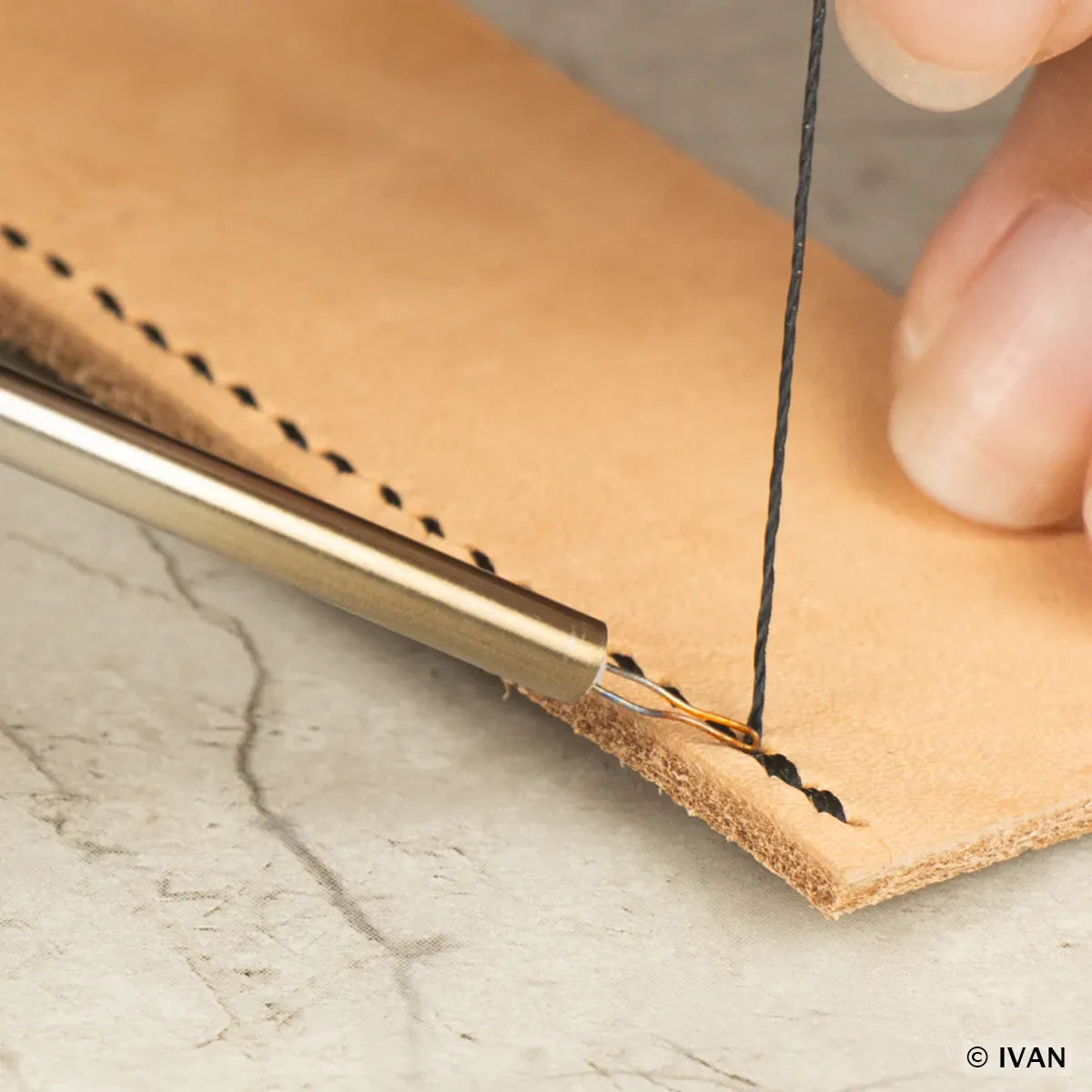 Coupe-fil couture électrique