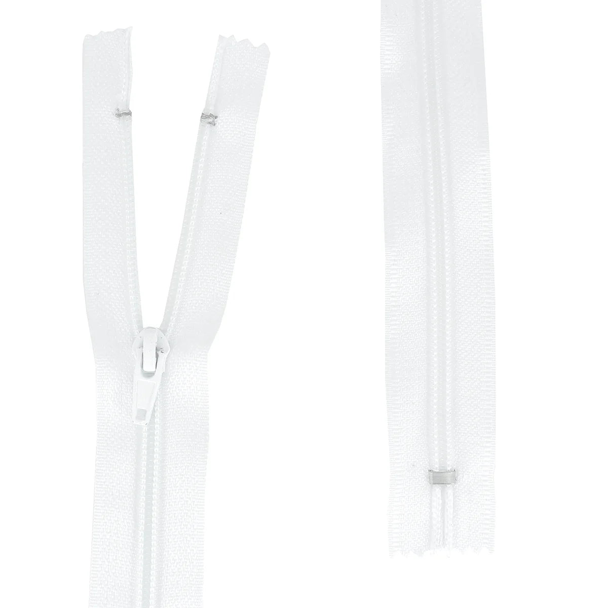 Fermeture éclair en nylon blanche de 6mm d'épaisseur de maille, idéale pour la couture et la confection de vêtements. Plusieurs longueurs disponibles