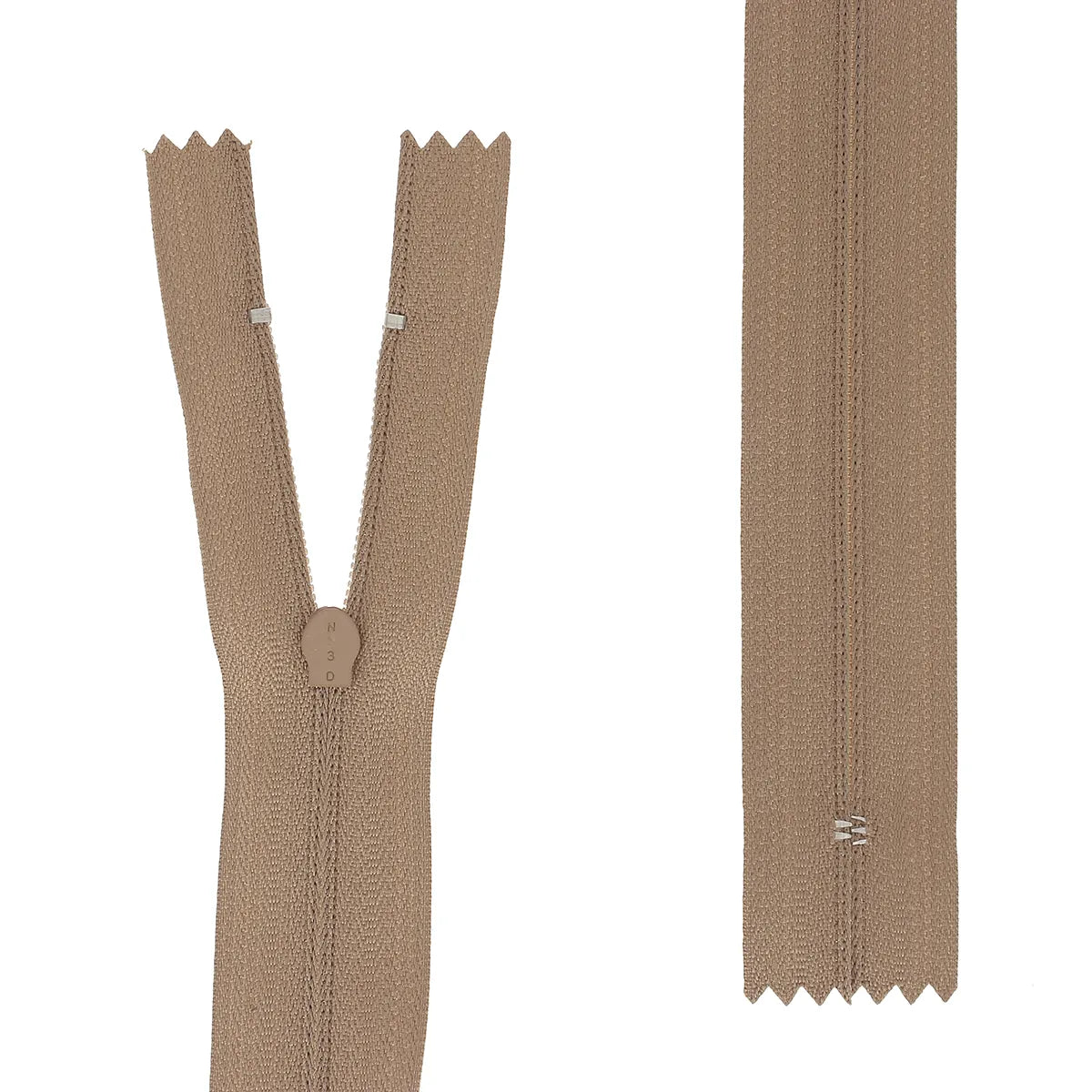 Fermeture éclair couleur taupe clair de largeur de maille 4 mm. Fermeture à glissière non-séparable