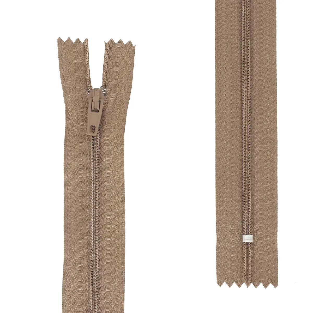 Fermeture éclair en nylon couleur beige taupe de 4 mm de largeur de maille, plusieurs longueurs disponibles. 