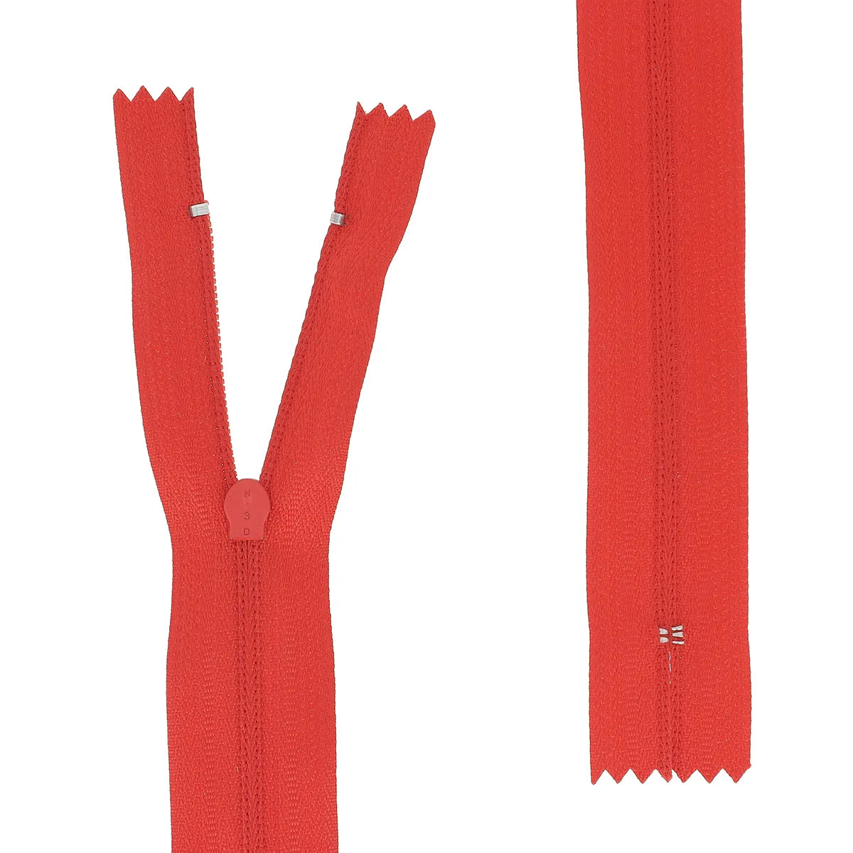 Fermeture à glissière en nylon rouge de 4 mm de largeur de maille. Disponible dans plusieurs longueurs au choix