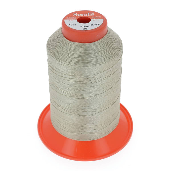 Spool of SERAFIL polyester thread N°30 - 900m