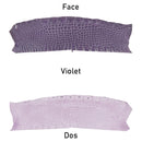 Découpe de flanc de cuir exotique violet brillant. Cuir ferme et fin idéal pour la création d'article haut de gamme