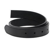 Lanières en cuir noir de la ceinture cousue en cuir de croupon, tannage végétal, marque Deco Cuir, vue rapprochée.