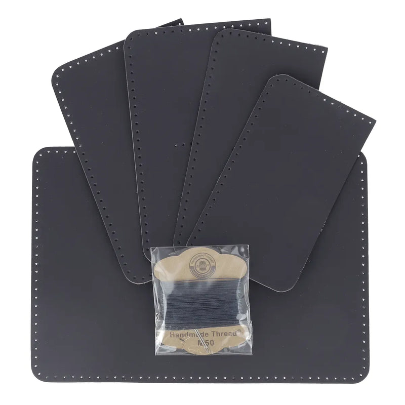 Kit porte passeport en cuir bleu tannage végétal