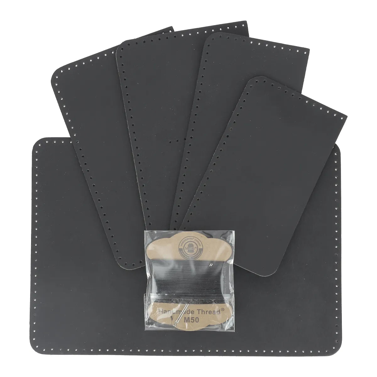 Création en cuir tannage végétal noir