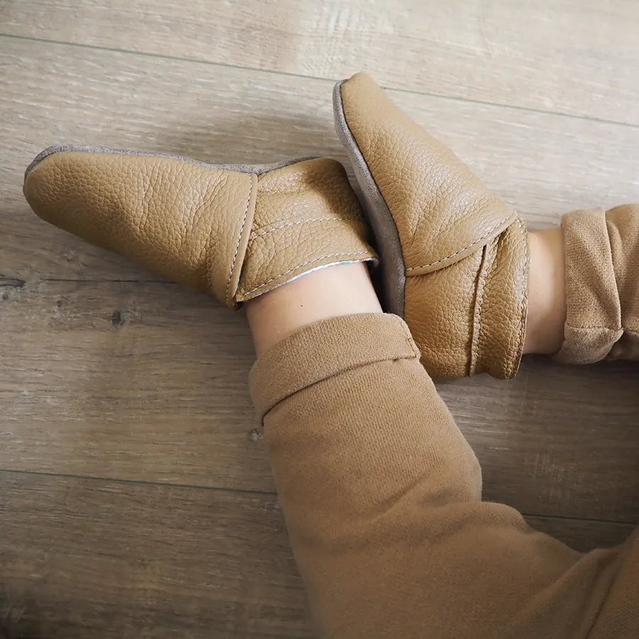 Chaussons en cuir souple pour bébé - Kit DIY couleur café au lait | Deco cuir
