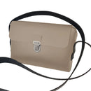 sac bandoulière en cuir beige à monter soi-même grâce au kit complet ! Accessible aux débutants 