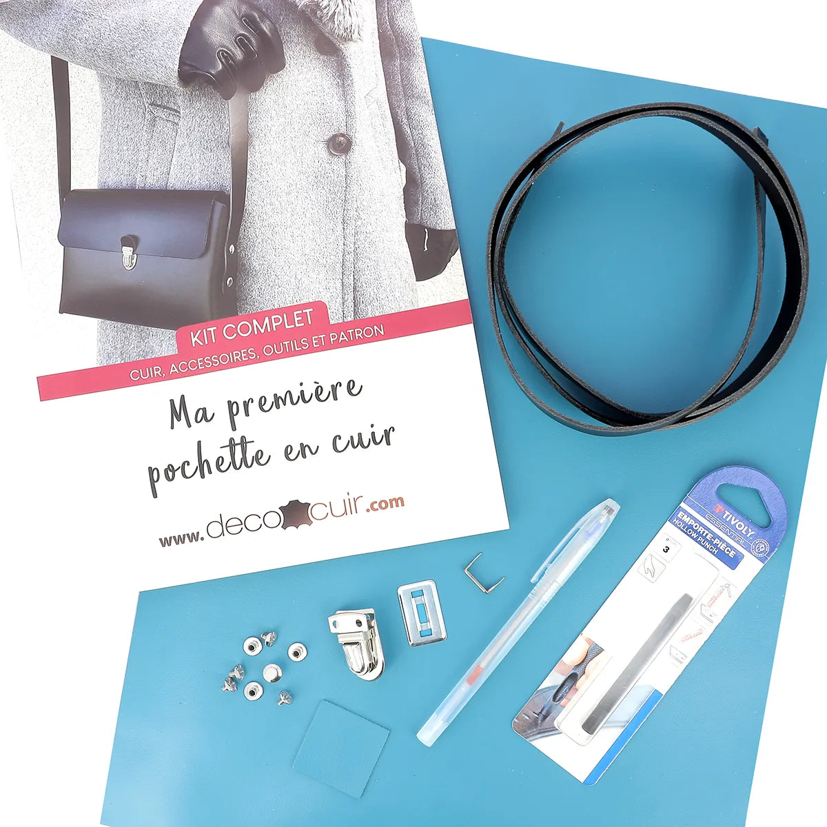 Kit DIY complet avec tuto, patron, cuir et accessoires pour concevoir sa pochette en cuir bleu turquoise