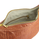 Kit de couture en cuir de basane. Intérieur du sac banane avec pochette zippée