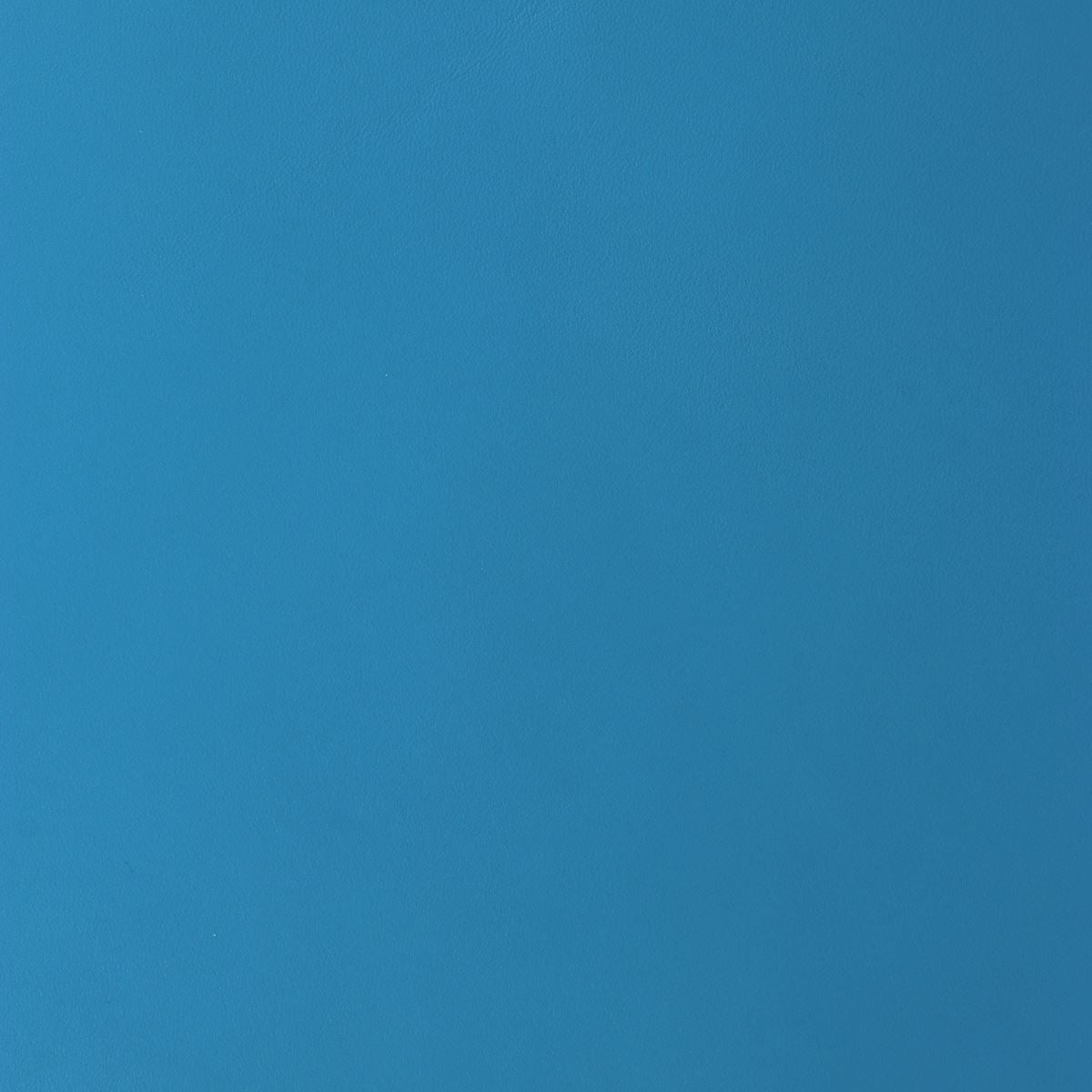 Morceau de cuir de vachette SATINATO - BLEU ATOLL M25 - Deco Cuir