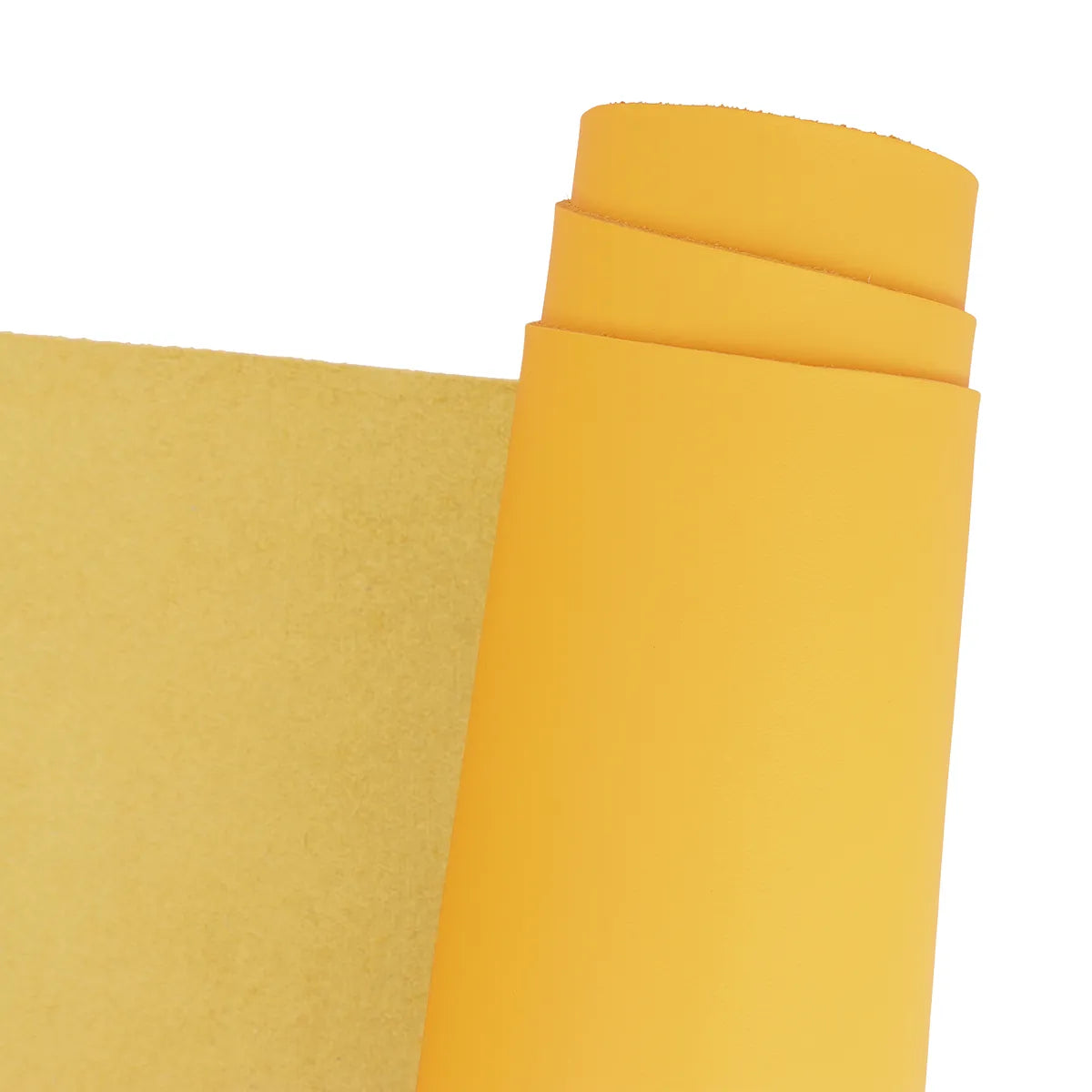 Cuir de vachette lisse couleur jaune soleil. Cuir lisse idéal pour la fabrication de maroquinerie et accessoire
