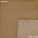 Peau de cuir de veau à poils couleur camel clair. Cuir à poils cavallino idéal pour la fabrication d'accessoire.