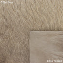 Cuir à poils longs beige naturel. Peau de cuir à poils idéal pour la fabrication de vêtement, botte, chausson, costume, bourse...