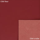 Peau de cuir de vachette VENUS, rouge foncé, pour projets de maroquinerie ou décoration, texture lisse et élégante.