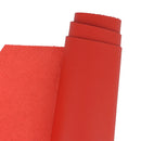 Peau de cuir de vachette nappa lisse rouge, texture douce et élégante, pour projets de maroquinerie ou artisanat.