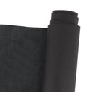 Peau de cuir de vachette grainé noir mat. Cuir souple avec des grains fins idéal pour la réalisation de maroquinerie (sac, pochette...)