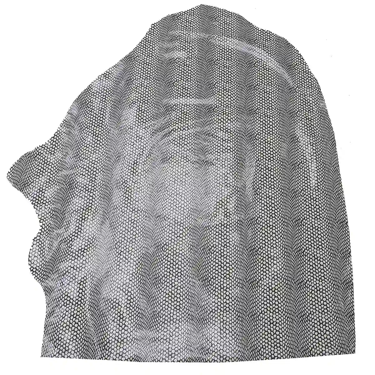 Peau entière en cuir de veau effet peau de serpent noir et blanc.