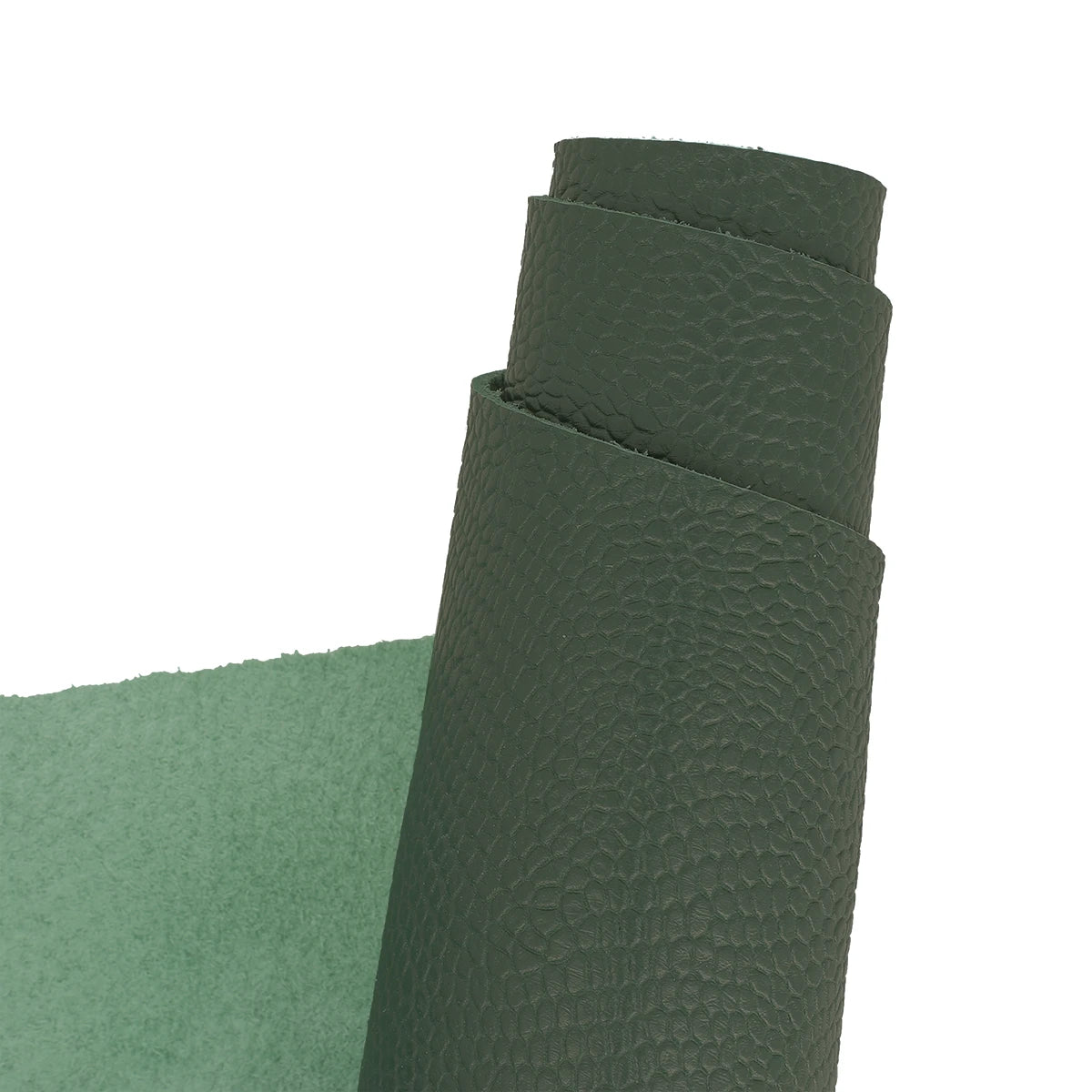 Peau de cuir de vachette vert anglais grain reptile. Cuir idéal pour la confection de sac à main, pochette, accessoire tendance et objet de décoration