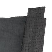 Peau de cuir imprimé crocodile noir. Cuir original pour réaliser de la maroquinerie, accessoire, décoration...