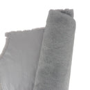Cuir de mouton lainé gris avec joli dos couleur argent métallisé. Cuir lainé idéal pour la fabrication de vêtement, chaussons, bottes, costumes, coussins, accessoires originaux...