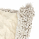 Peau de cuir de mouton lainé beige à poils longs et frisés. Cuir lainé idéal pour la conception de vêtement, chaussons, accessoire...