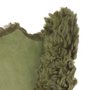Cuir lainé à poils longs et frisés vert kaki idéal pour des créations de vêtements originales, douces et uniques. 