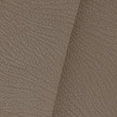 Zoom sur les détails de cette peau de cuir nubuck au grain façon écorce