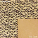 Cuir de chèvre velours jaune sable avec des lignes noires faisant penser aux griffures d'un tigre. Cuir souple et doux idéal pour la conception de bourse, pochette...