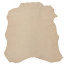 Peau entière en cuir de chèvre velours beige moucheté de petits points dorés.