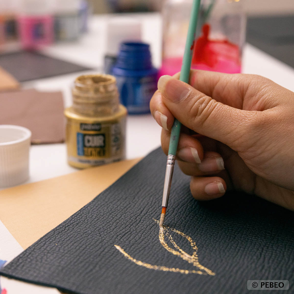 Pinceau rond pour peinture sur cuir - Pébéo