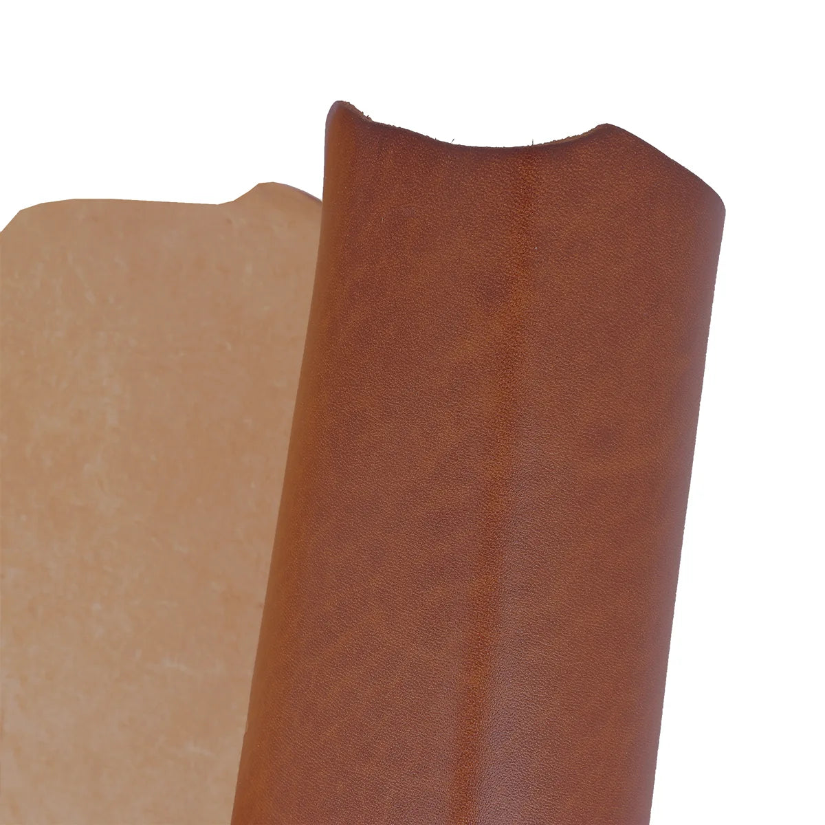 Cuir de collet tannage végétal de la gamme SAUVAGE en couleur noisette. Cuir d'exception, de grande qualité.