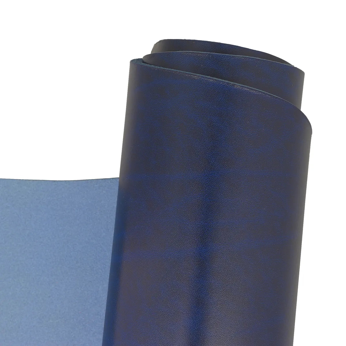 Cuir de collet bleu de la gamme SAUVAGE. Cuir tannage végétal haut de gamme