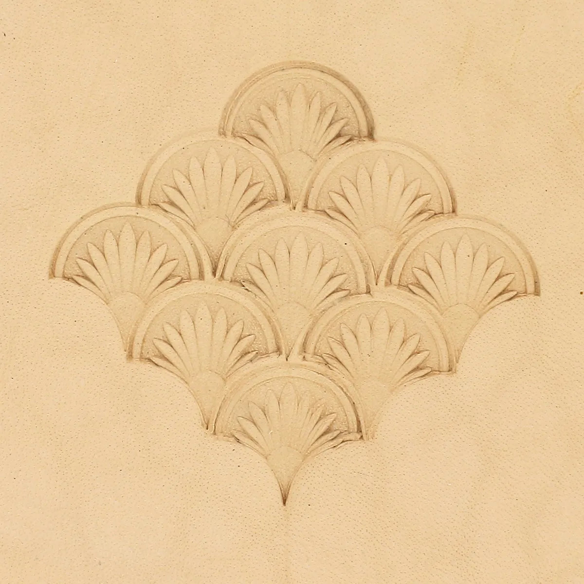 Repoussage cuir avec matoir Sergey Neskromniy 195