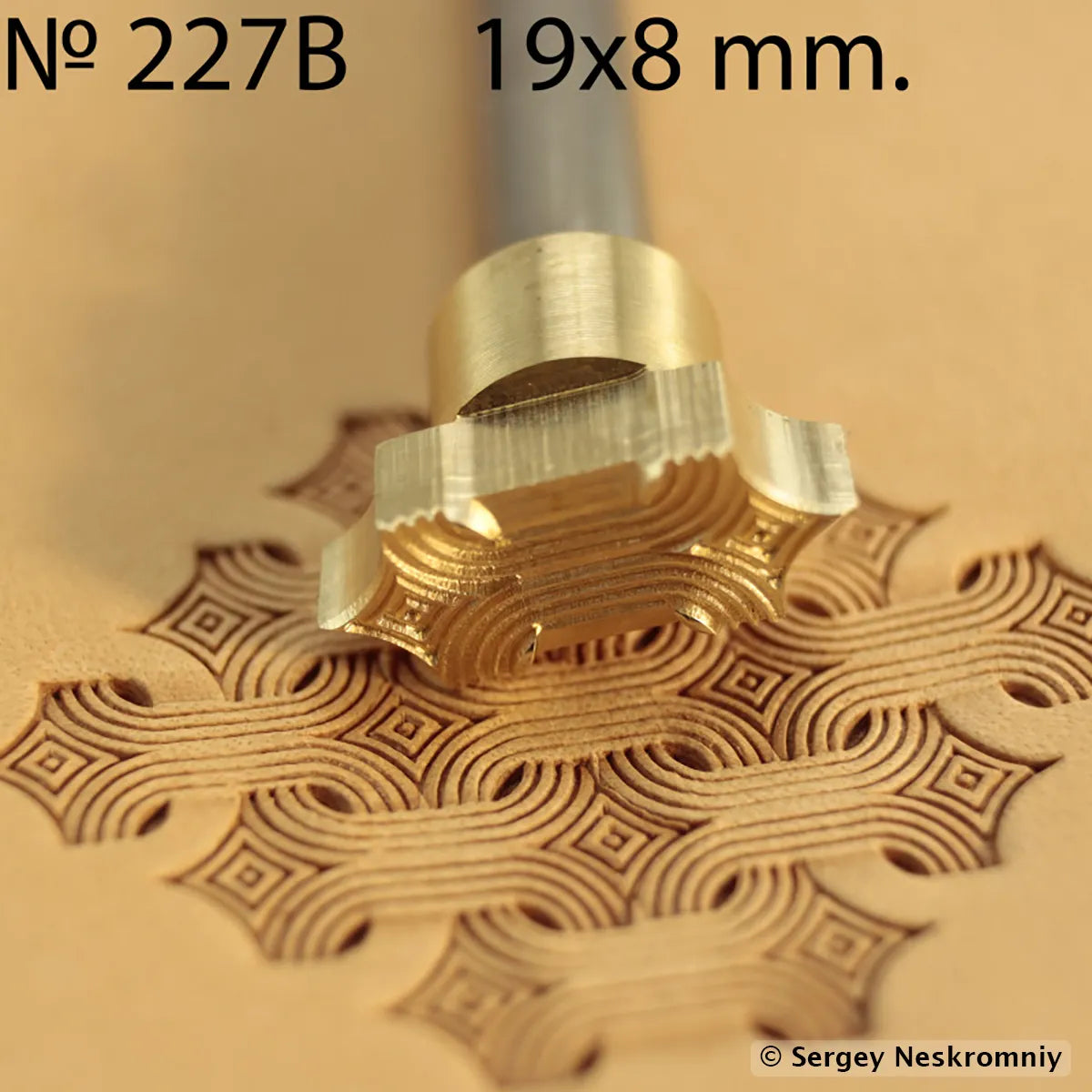 Tampon cuir Sergey Neskromniy n° 227B