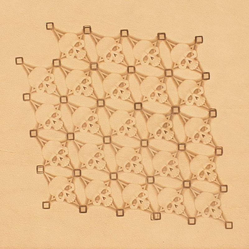 Repoussage cuir - Matoir Sergey Neskromniy - Tête de mort