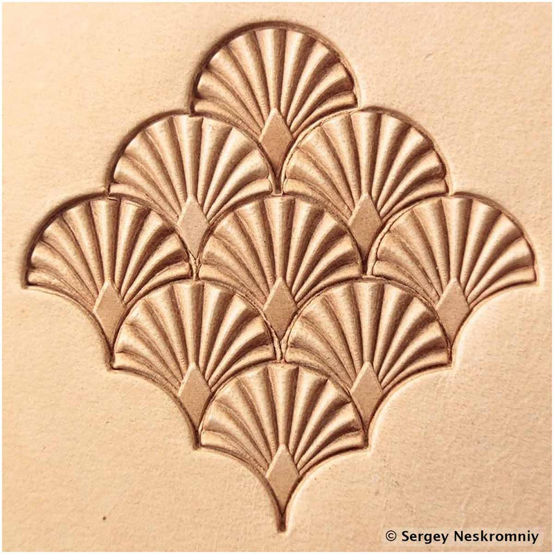 Repoussage cuir avec matoir Sergey Neskromniy 466